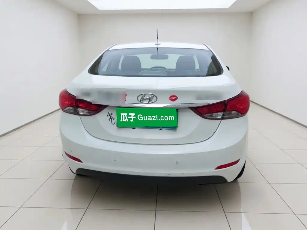 Hyundai Elantra 2016