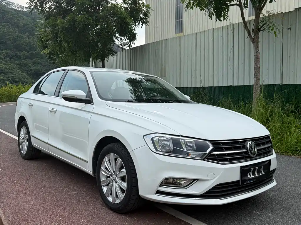 Volkswagen Bora 2016