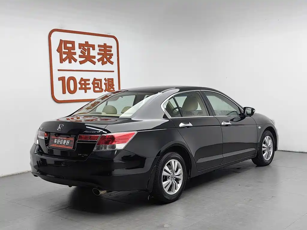 Honda Accord 2011 — фото 2