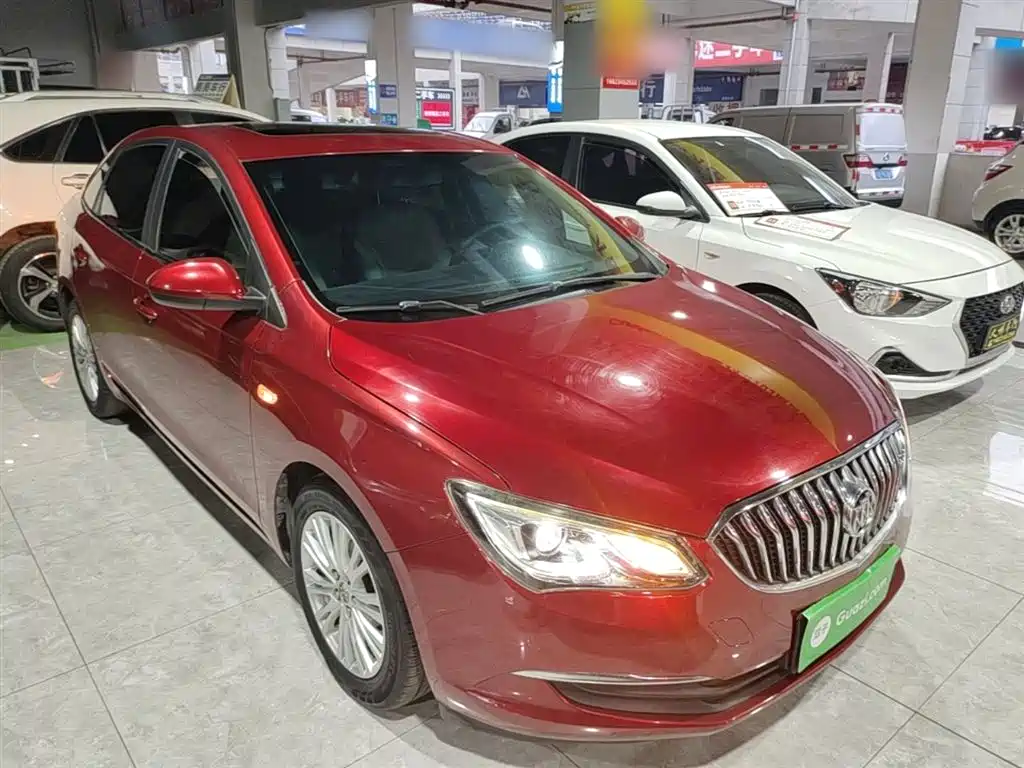 Buick Excelle 2015 — фото 4