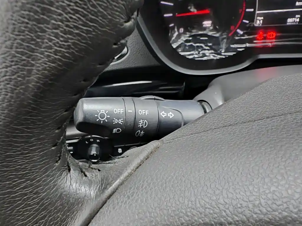 GAC Motor Trumpchi GS4 2016 — фото 21