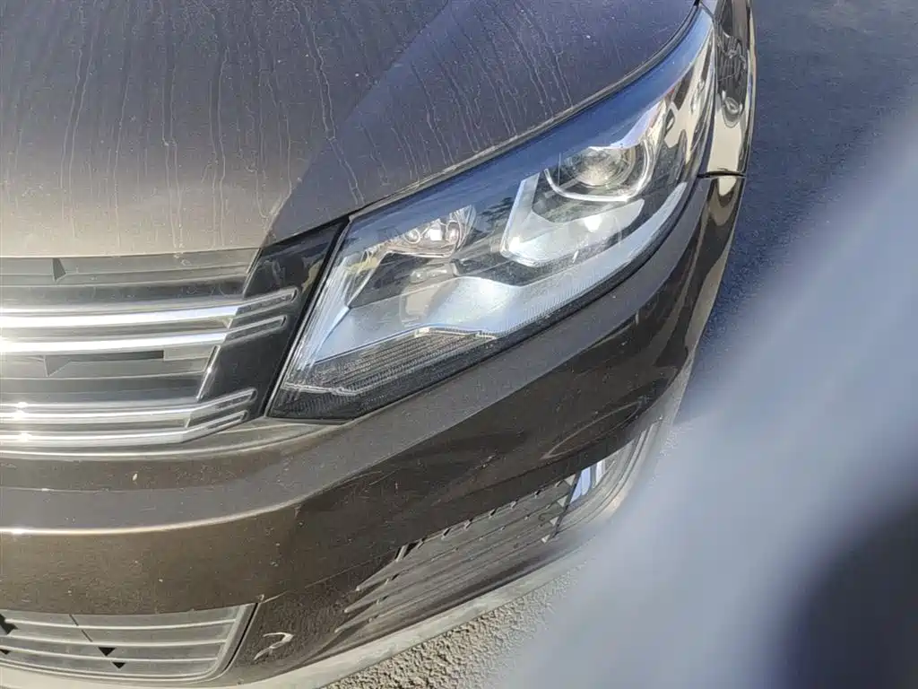 Volkswagen Tiguan 2015 — фото 24