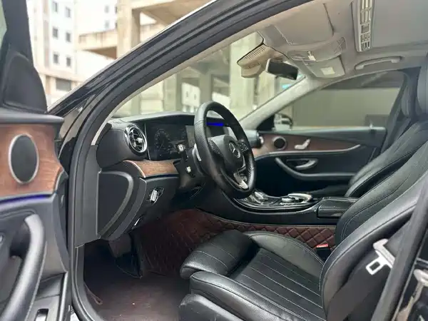 Mercedes-Benz E-Class 2017