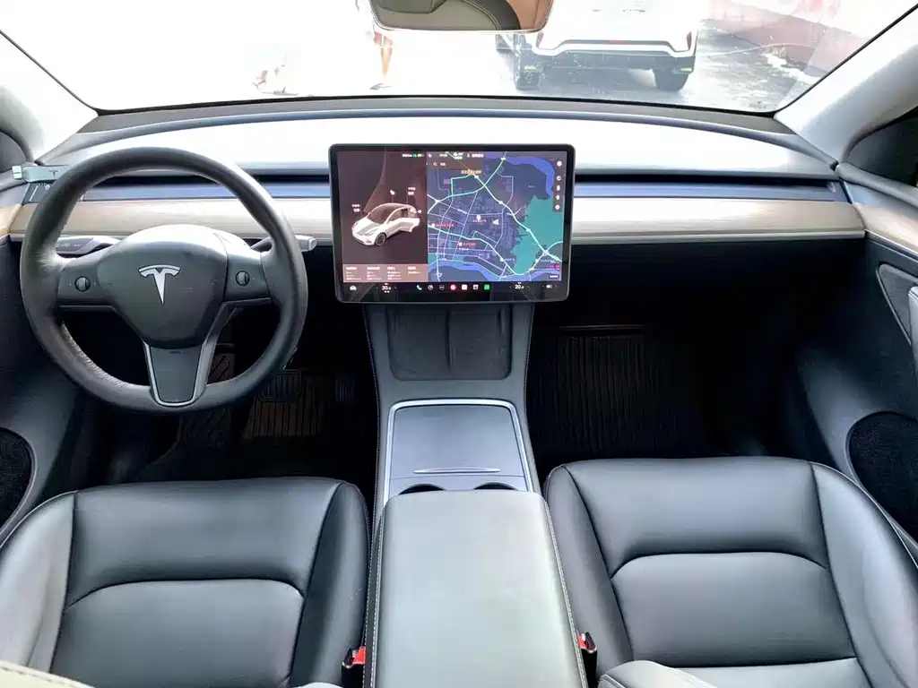 Tesla Model Y 2022 — фото 7