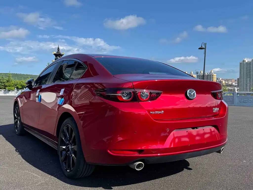 Mazda 3 Axela 2023