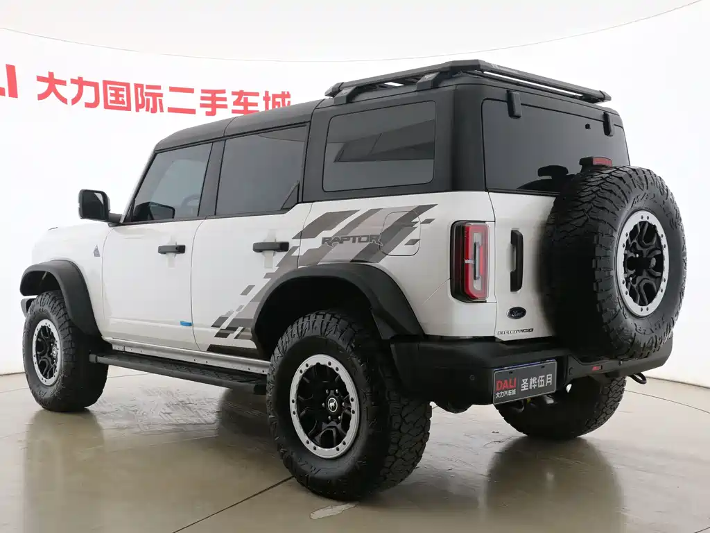 Ford Bronco 2025 — фото 14