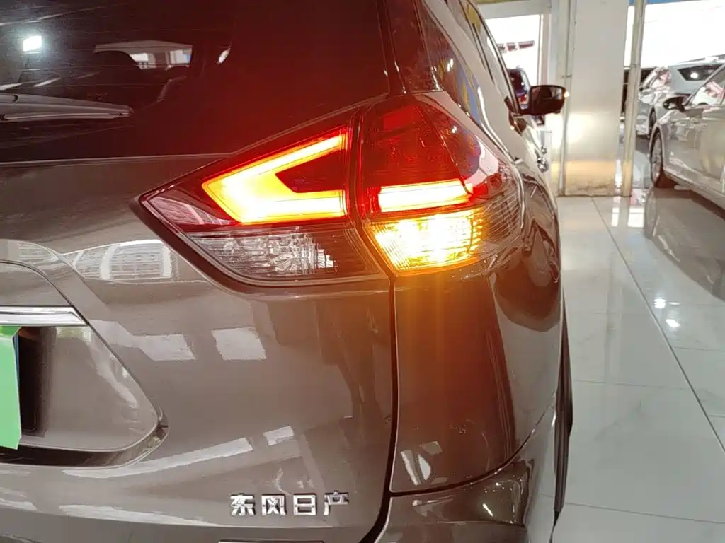 Nissan X-Trail 2019 — фото 8