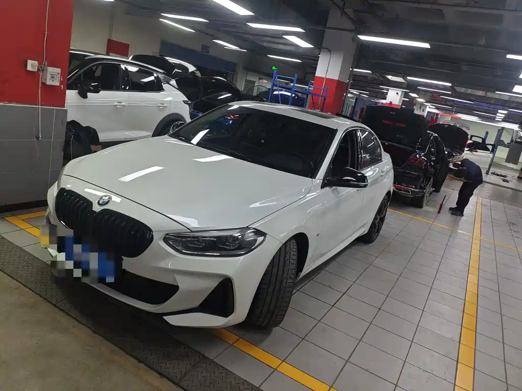 BMW 1 Series 2023