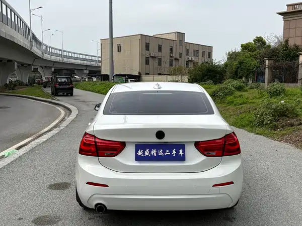 BMW 1 Series 2019