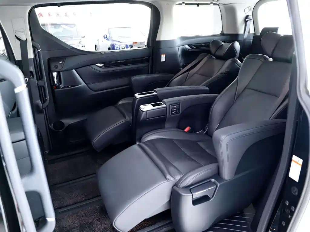 Toyota Vellfire 2021 — фото 20