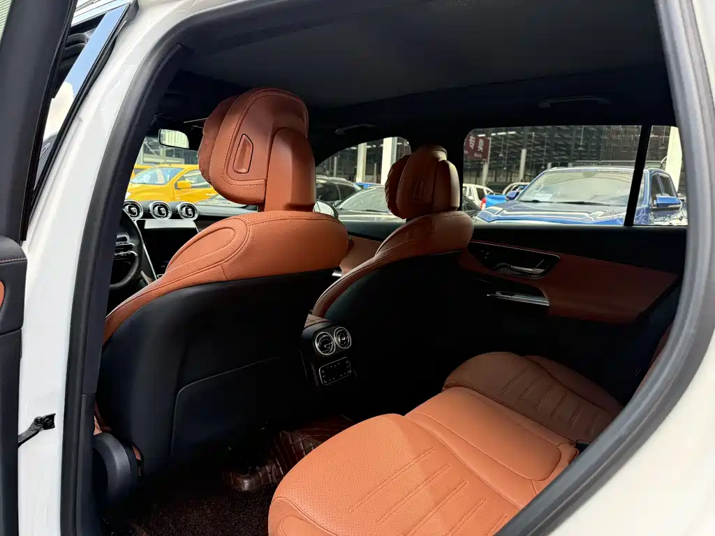 Mercedes-Benz GLC 2024