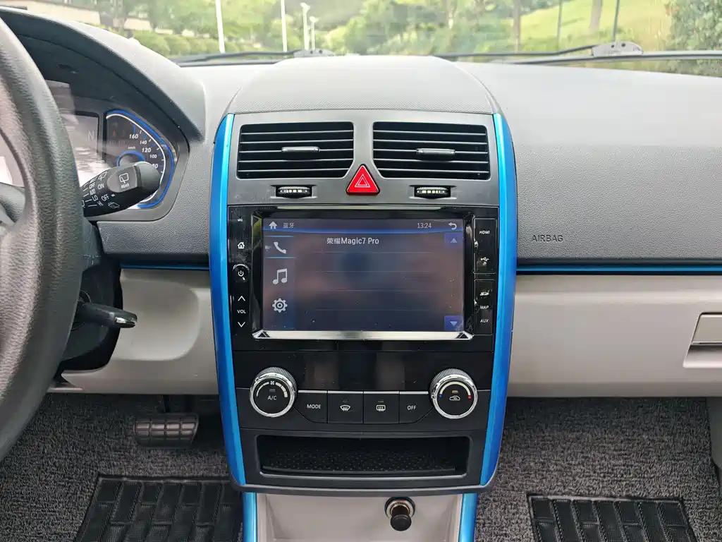 BAIC New Energy EV 2015 — фото 12