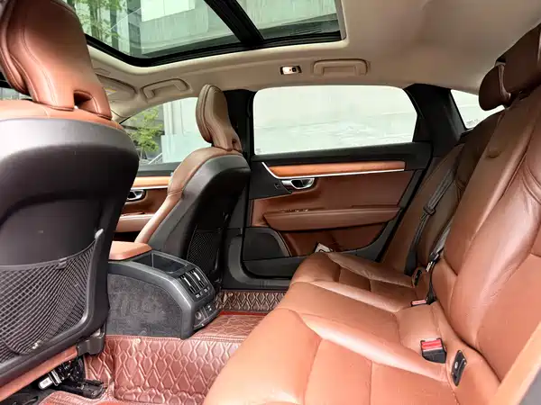 Volvo S90 2020