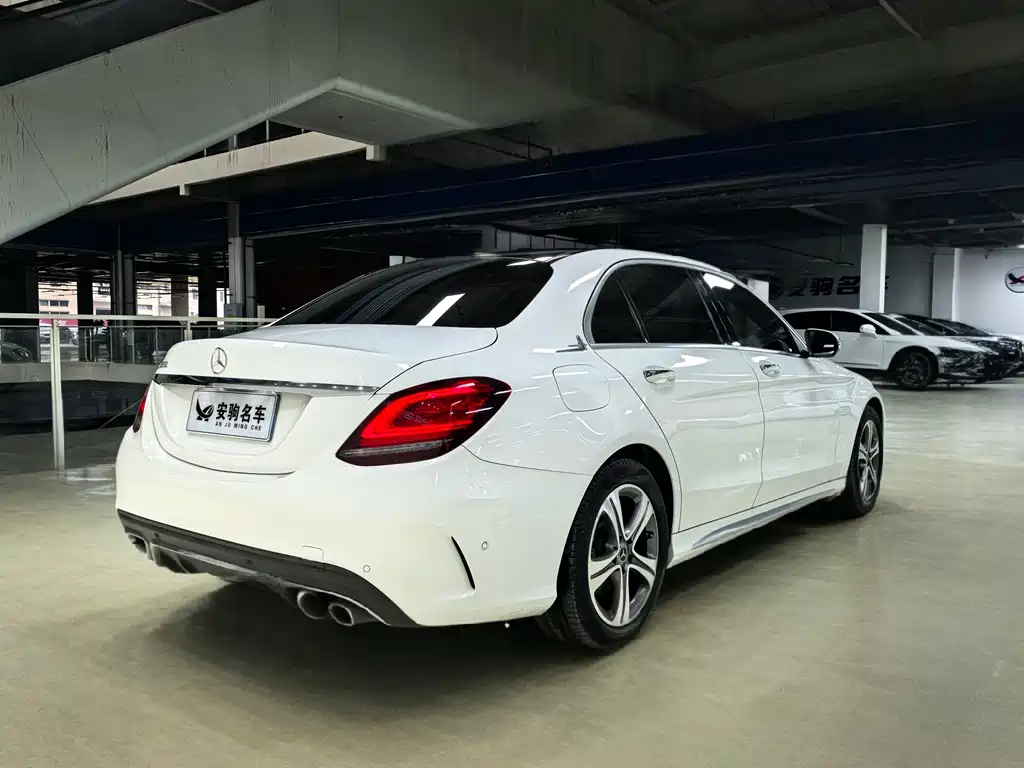 Mercedes-Benz C-Class 2021