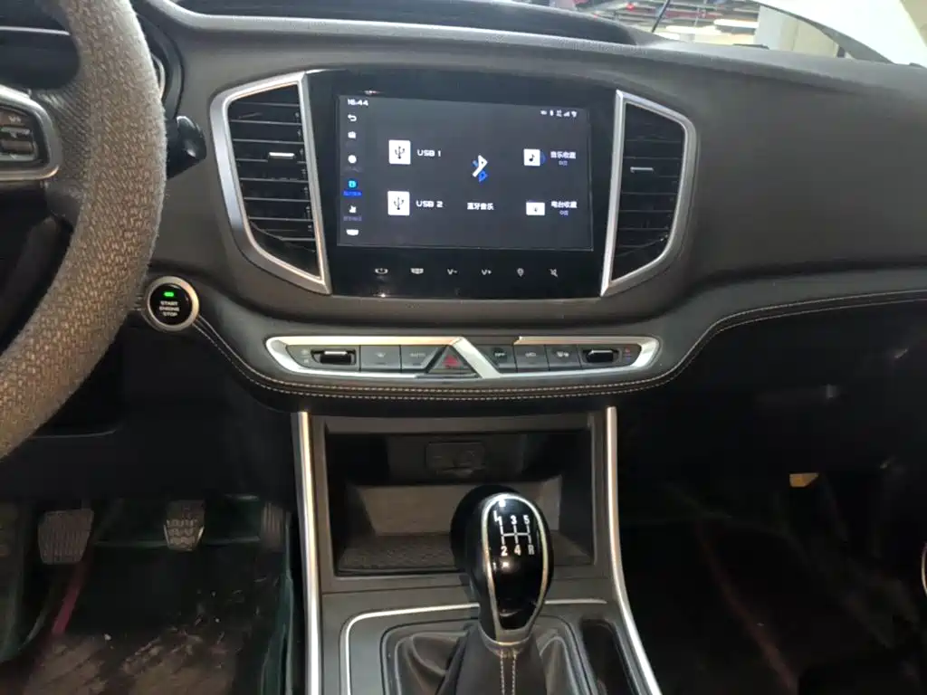 Geely Vision X6 2018 — фото 13