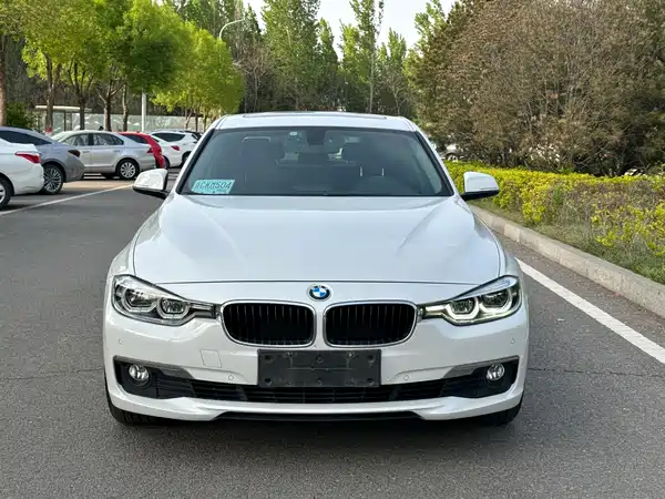 BMW 3 Series 2017