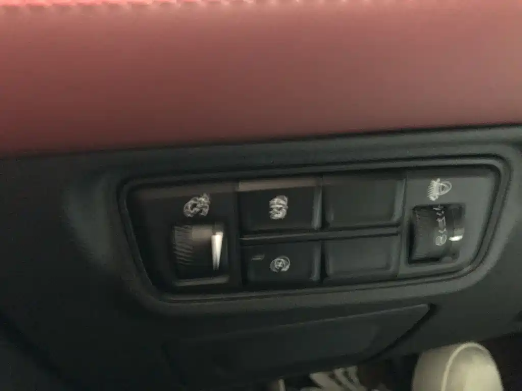 Changan CS85 COUPE 2019 — фото 19