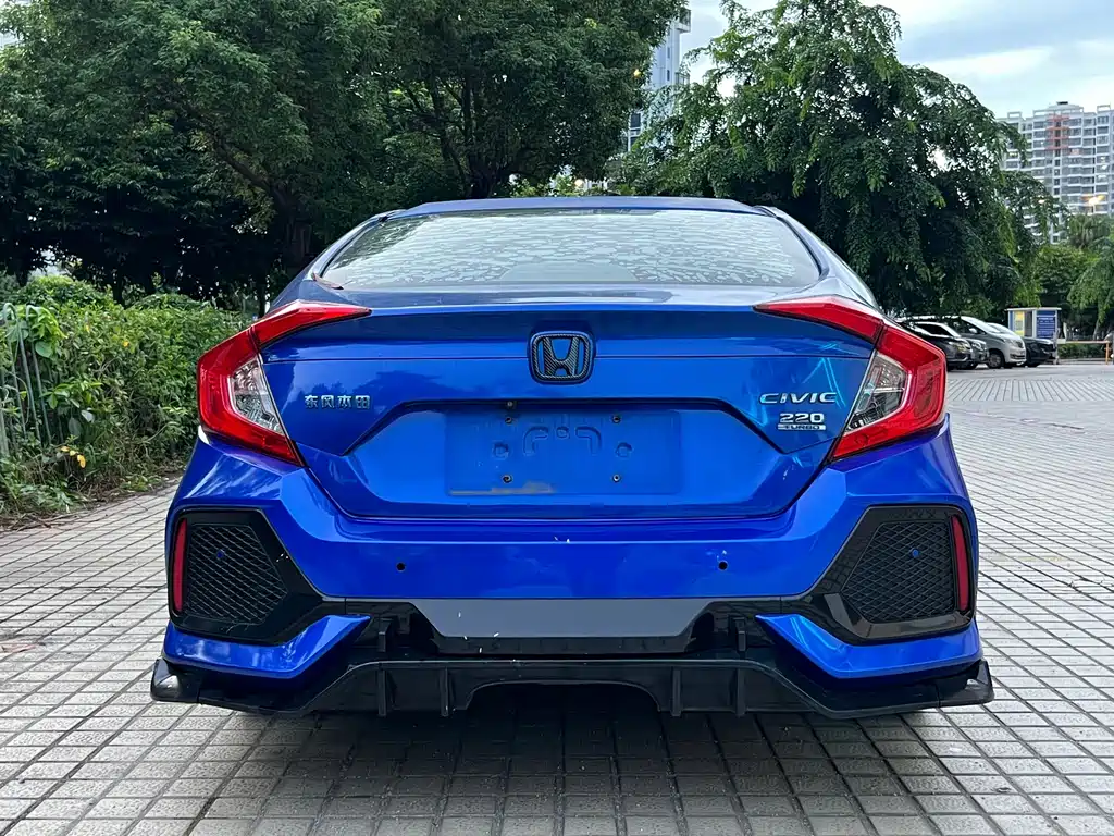 Honda Civic 2020 — фото 20