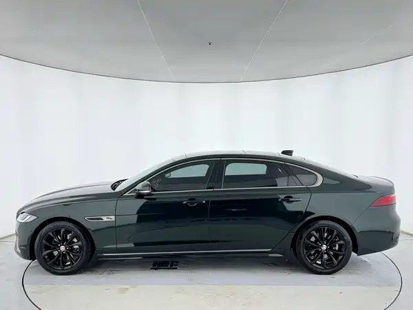 Jaguar XFL 2024