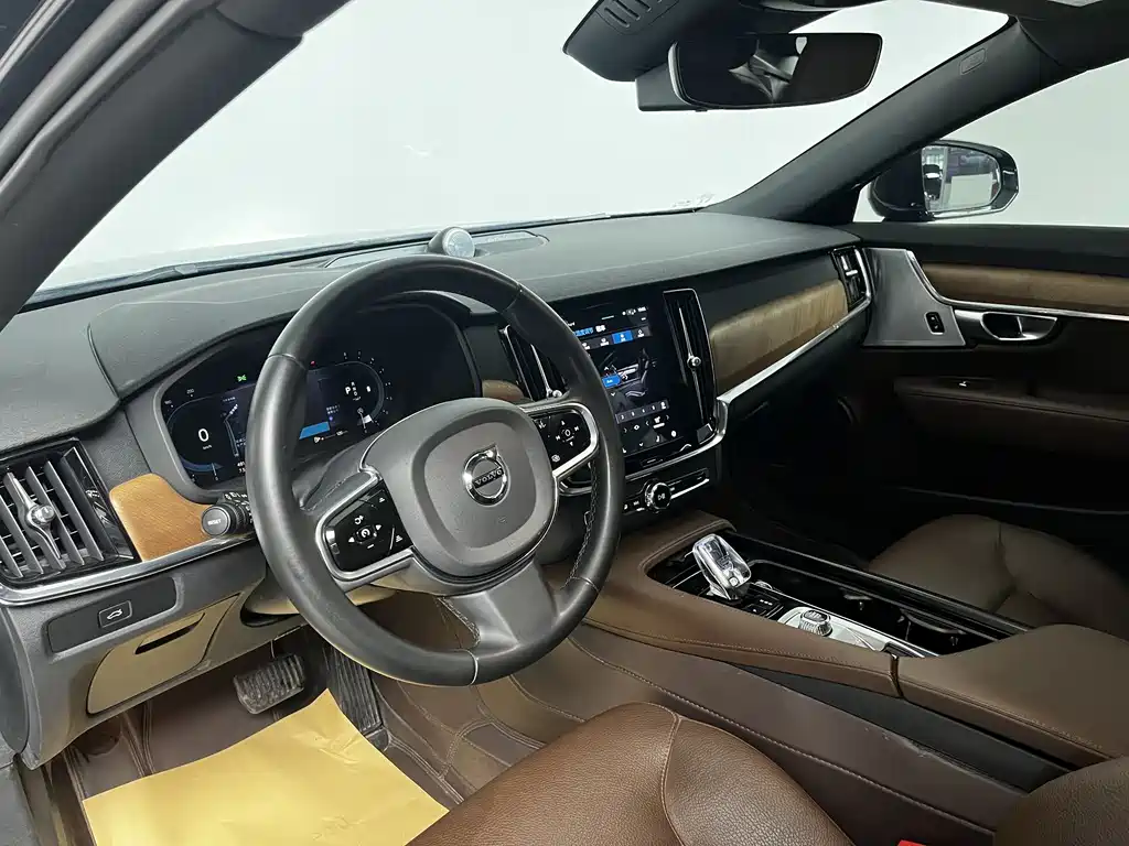 Volvo S90 2023 — фото 11