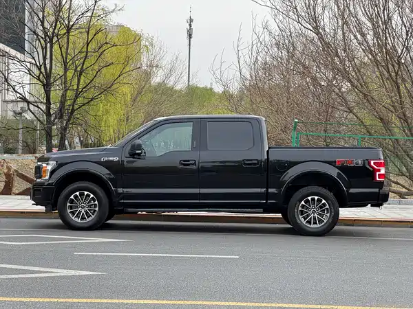 Ford F-150 Raptor 2019