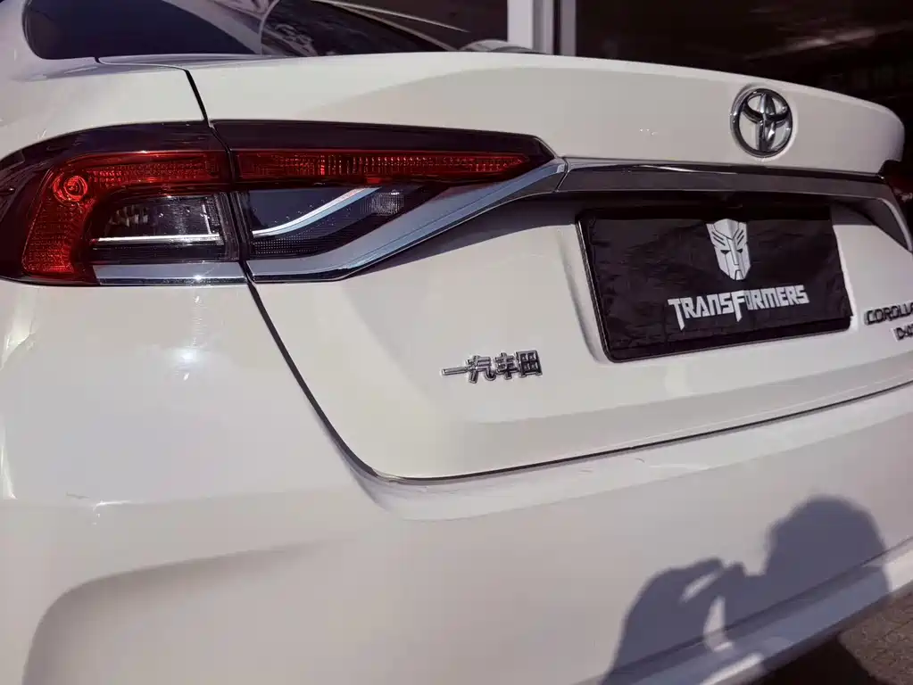 Toyota Corolla 2021 — фото 19