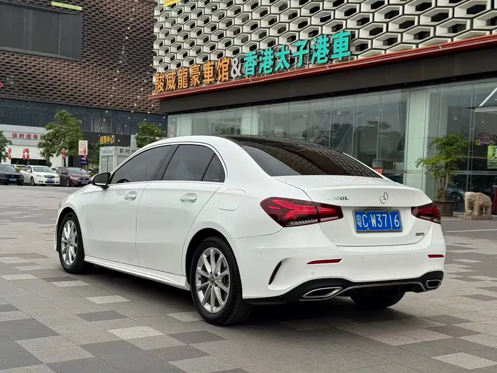Mercedes-Benz A-Class 2021 — фото 14