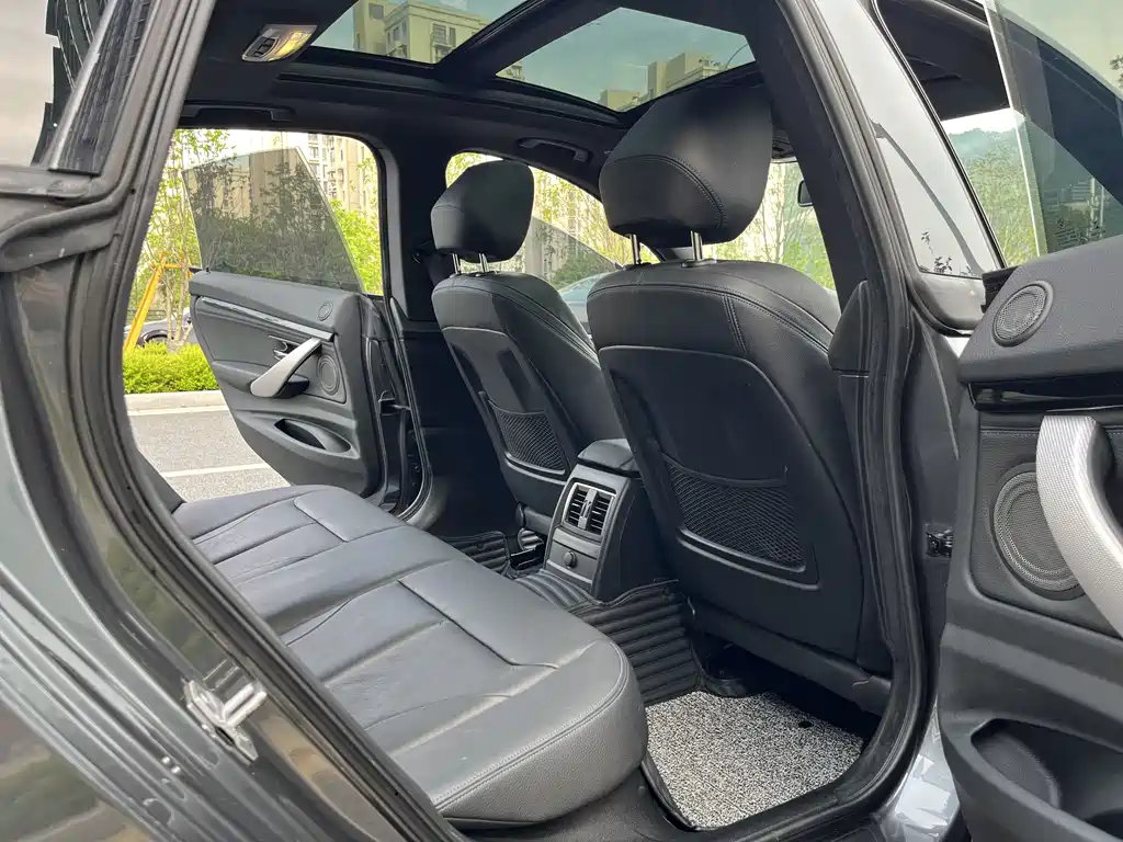 BMW 3 Series GT 2019 — фото 9