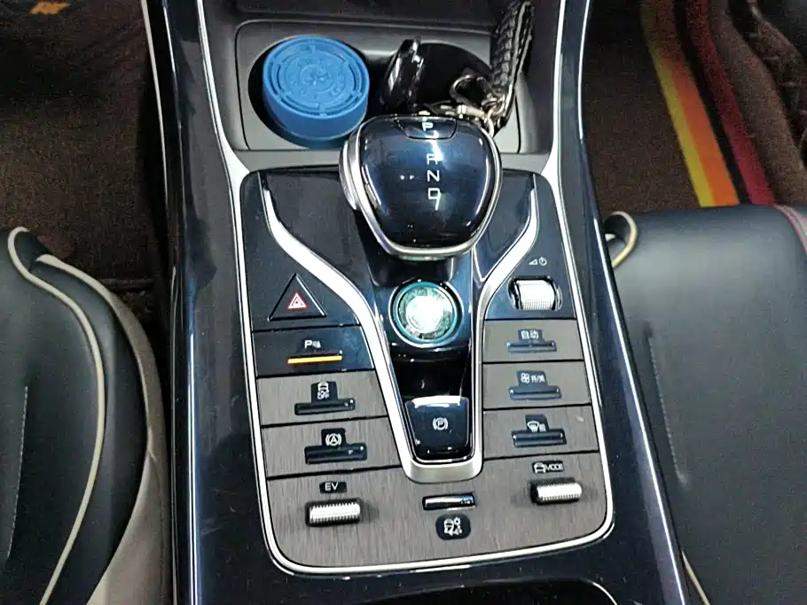 BYD Qin PLUS 2021 — фото 16