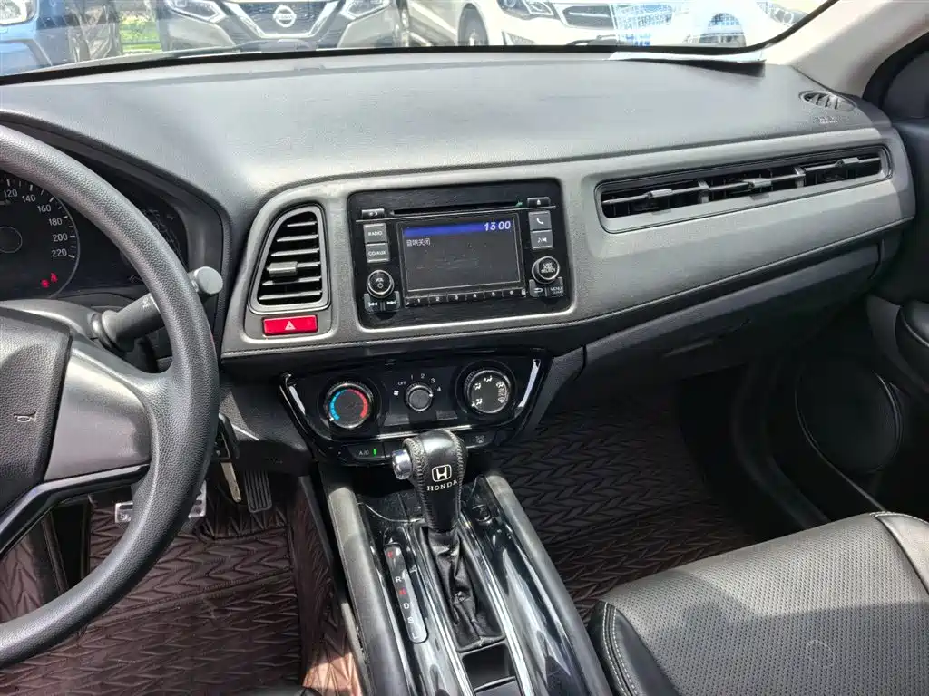 Honda Vezel 2016 — фото 13