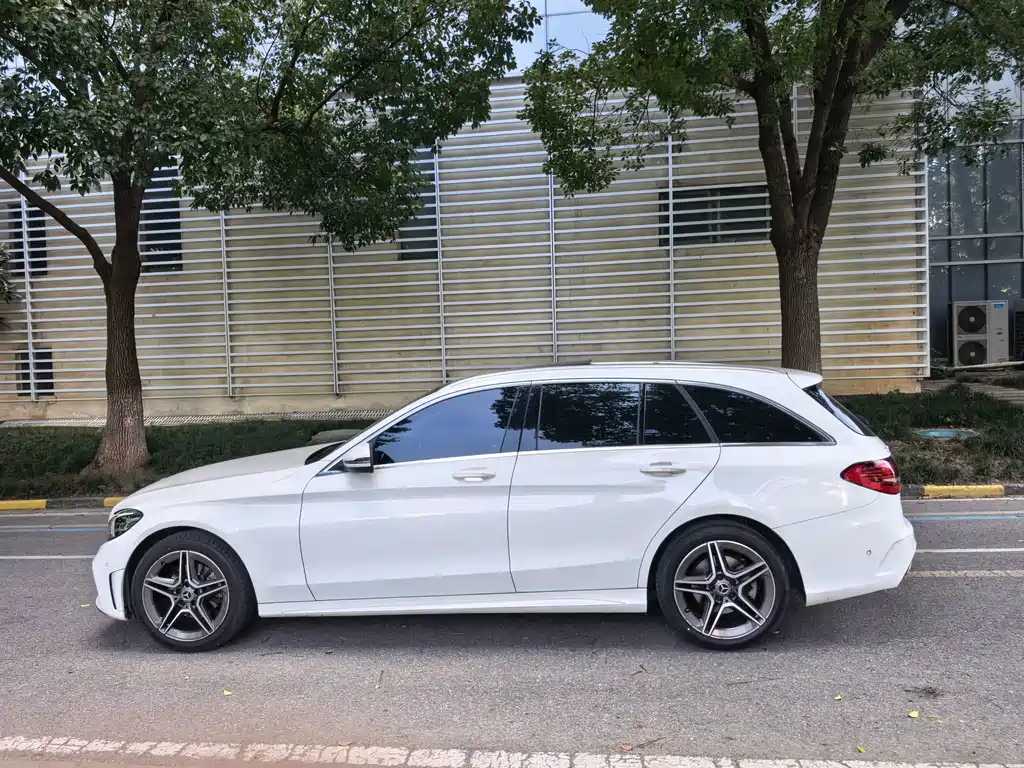 Mercedes-Benz C-Class 2021 — фото 8