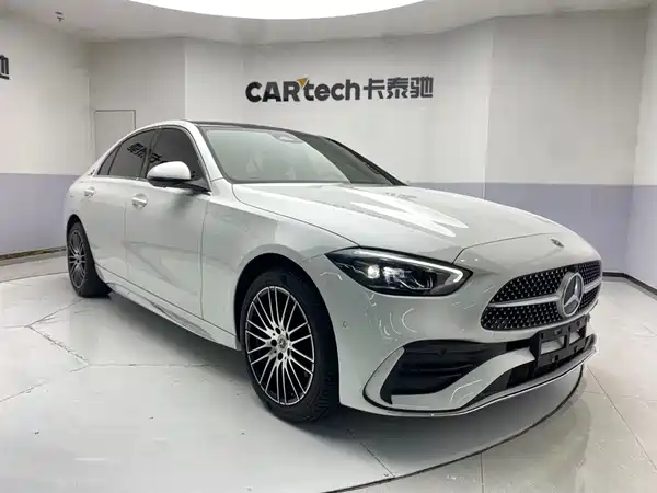 Mercedes-Benz C-Class 2024