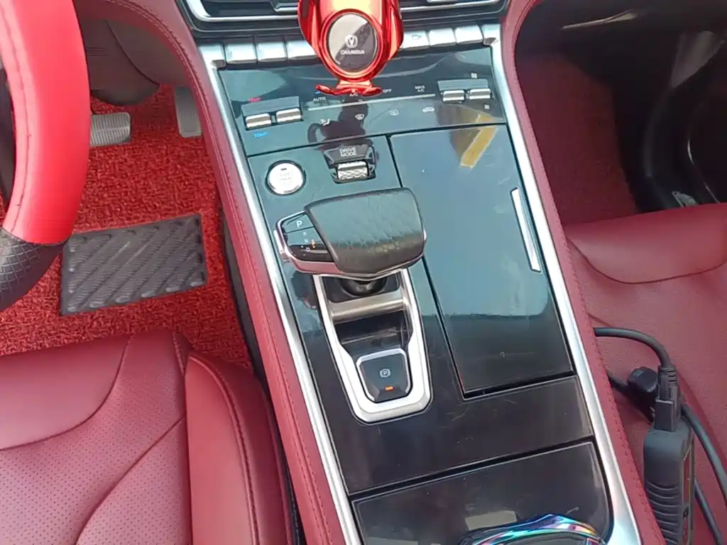 Changan CS85 COUPE 2022 — фото 14
