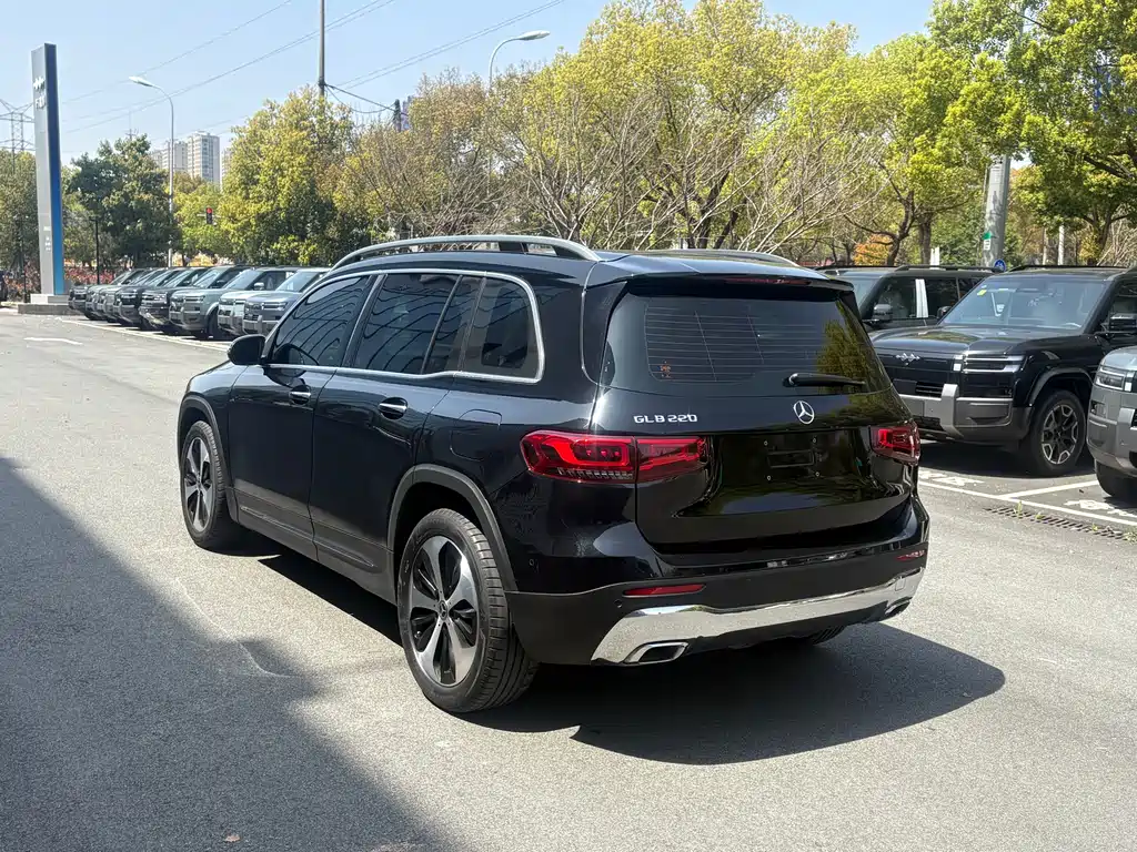 Mercedes-Benz GLB 2022 — фото 14
