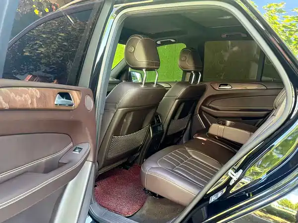 Mercedes-Benz GLE 2016