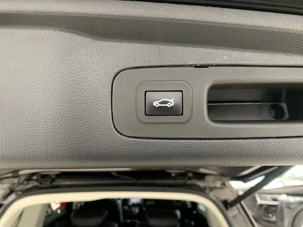 Honda Elysion 2018 — фото 19