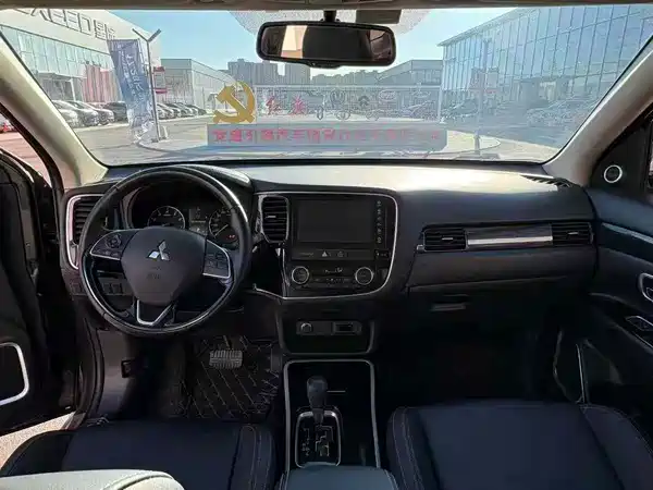 Mitsubishi Outlander 2019