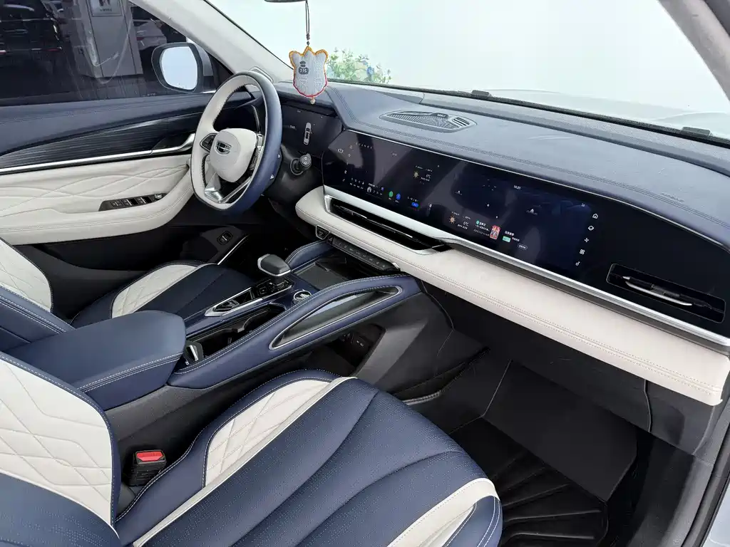 Geely Xingyue L 2022 — фото 12