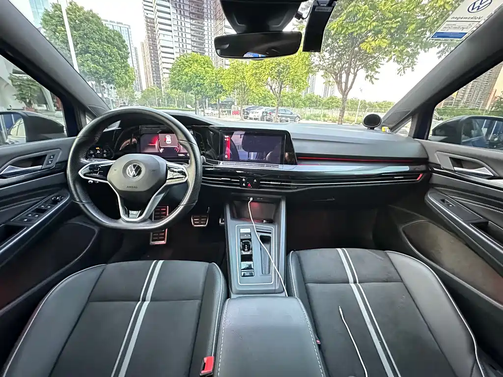 Volkswagen Golf 2022