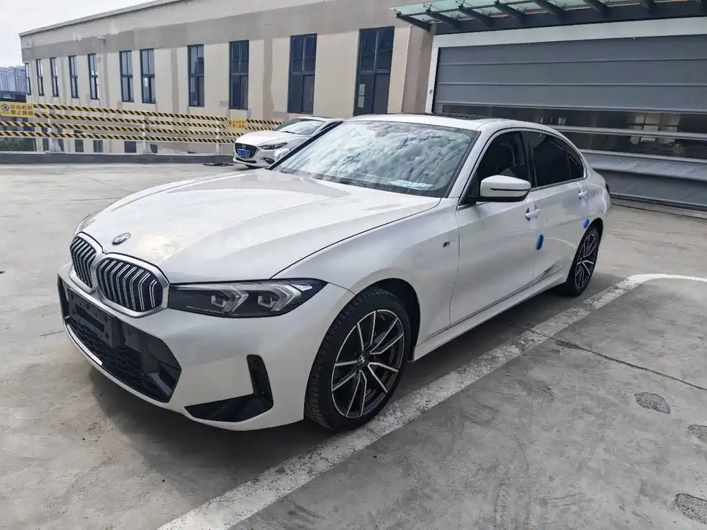 BMW 3 Series 2023