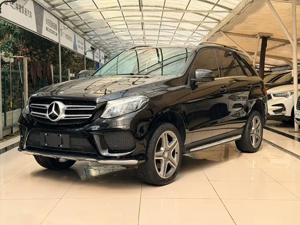 Mercedes-Benz GLE 2016 — фото 10