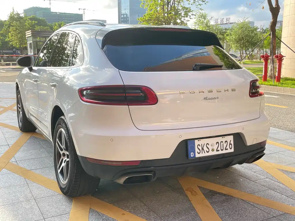 Porsche Macan 2017 — фото 4