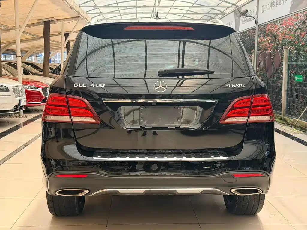 Mercedes-Benz GLE 2016