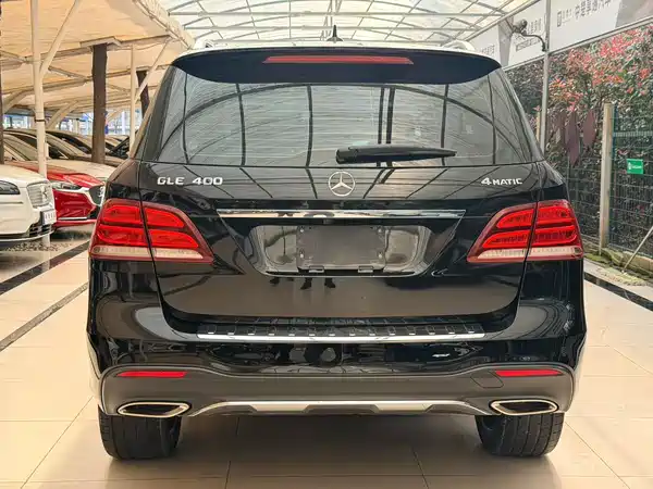 Mercedes-Benz GLE 2016
