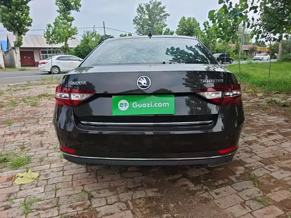 Skoda Superb 2017