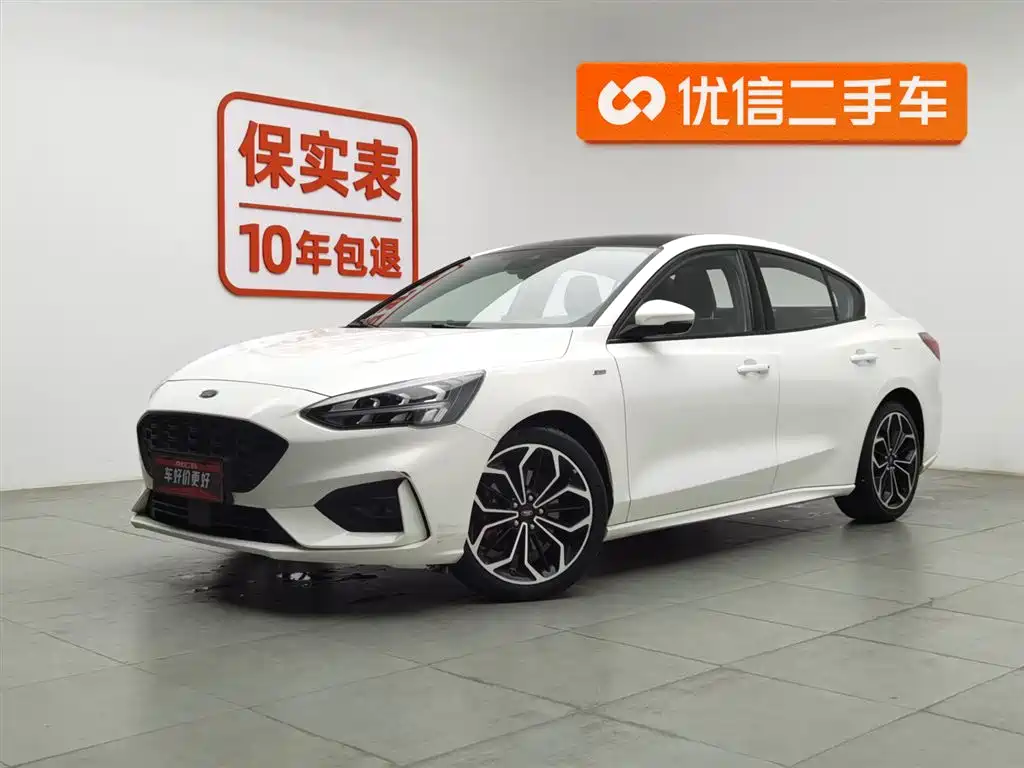 Ford Focus 2020 — фото 1