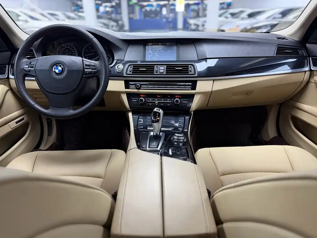 BMW 5 Series 2012