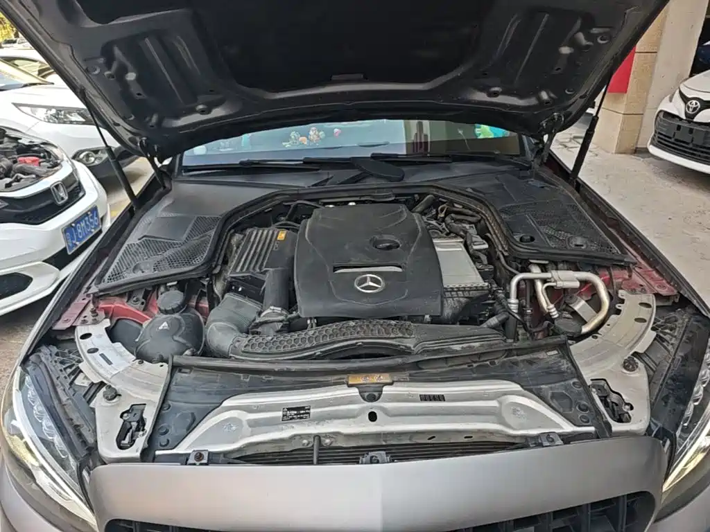Mercedes-Benz C-Class 2018 — фото 20