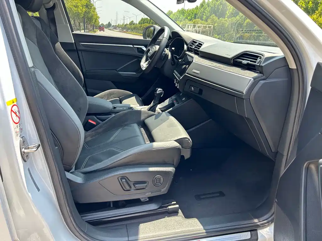 Audi Q3 Sportback 2021 — фото 8