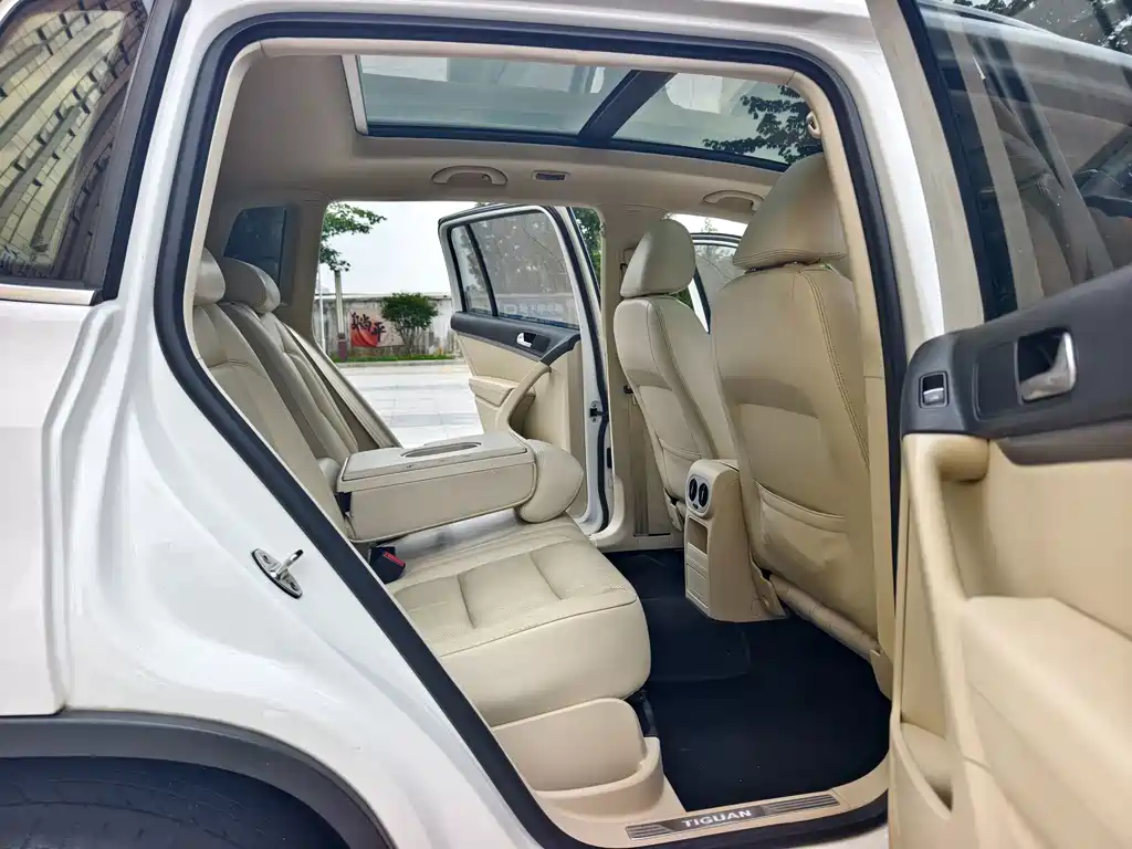 Volkswagen Tiguan 2015 — фото 14